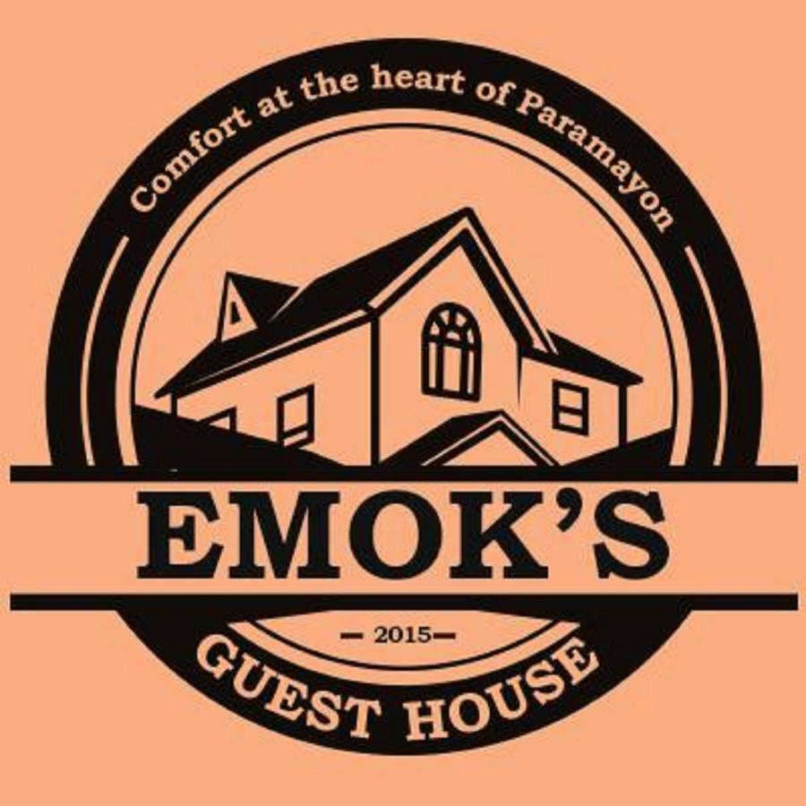 Emoks Guest House Moalboal Exteriör bild